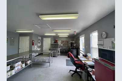 1000 E 10th Avenue, Corsicana, TX 75110 - Photo 11