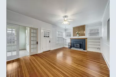 701 Market Street E, Honey Grove, TX 75446 - Photo 9