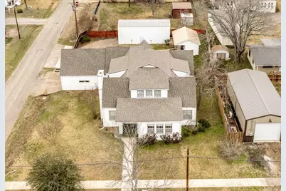 701 Market Street E, Honey Grove, TX 75446 - Photo 7