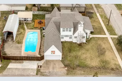 701 Market Street E, Honey Grove, TX 75446 - Photo 1