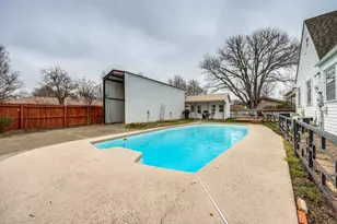 701 Market St E, Honey Grove, TX 75446 - Photo 35