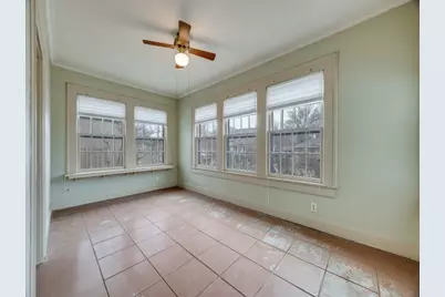 701 Market Street E, Honey Grove, TX 75446 - Photo 21