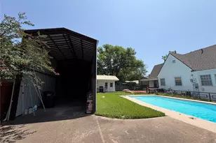 701 Market St E, Honey Grove, TX 75446 - Photo 3