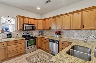 2224 Cobblestone Ct, Granbury, TX 76049 - Photo 9