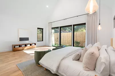 6008 Kenwood Avenue, Dallas, TX 75206 - Photo 19