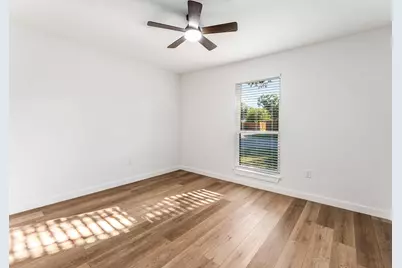 1713 Sam Houston Drive, Garland, TX 75042 - Photo 29