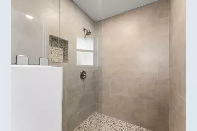 1713 Sam Houston Drive, Garland, TX 75042 - Photo 23