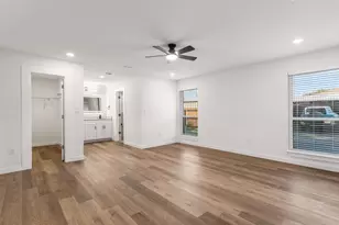 1713 Sam Houston Dr, Garland, TX 75042 - Photo 21