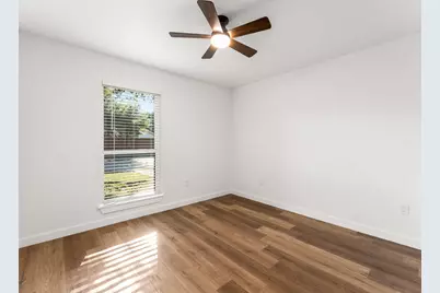 1713 Sam Houston Drive, Garland, TX 75042 - Photo 31