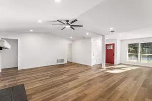 1713 Sam Houston Dr, Garland, TX 75042 - Photo 9