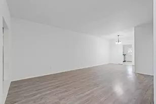 4320 Bellaire Dr S, Fort Worth, TX 76109 - Photo 3