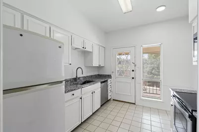4320 Bellaire Drive S #236W, Fort Worth, TX 76109 - Photo 11