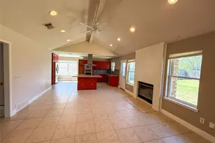 737 Kensington Ln, Mansfield, TX 76063 - Photo 3