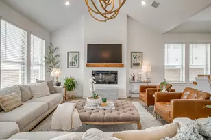 5573 Smt Crk Rd, Fort Worth, TX 76126 - Photo 11