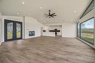 8245 Eagle Mountain Cir, Fort Worth, TX 76135 - Photo 9