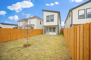 2524 Peabody Ave, Dallas, TX 75215 - Photo 31