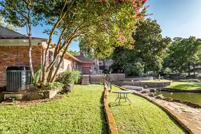 6737 Lakefair Circle, Dallas, TX 75214 - Photo 33