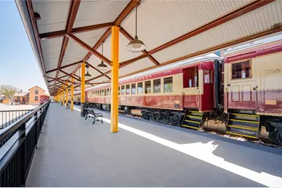 837 E Wall Street, Grapevine, TX 76051 - Photo 13