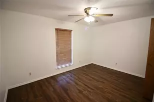 1812 E Bankhead Dr, Weatherford, TX 76086 - Photo 11