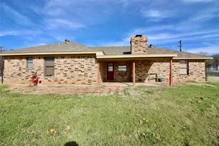 1812 E Bankhead Dr, Weatherford, TX 76086 - Photo 15