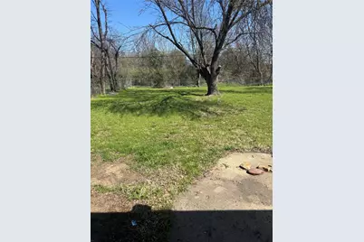 1561 Milmo Drive, Fort Worth, TX 76134 - Photo 23