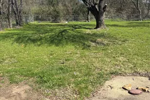 1561 Milmo Dr, Fort Worth, TX 76134 - Photo 23