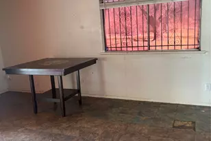 1561 Milmo Dr, Fort Worth, TX 76134 - Photo 9