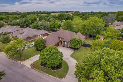 809 Longridge Drive, Denton, TX 76205 - Photo 3