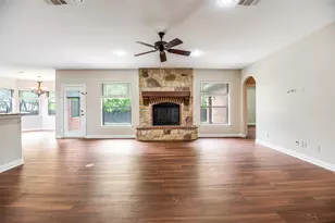 809 Longridge Dr, Denton, TX 76205 - Photo 7