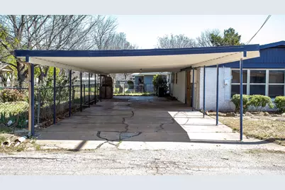 1116 W Howard, Olney, TX 76374 - Photo 19