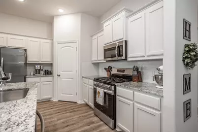 3520 Austin Street, Gainesville, TX 76240 - Photo 7