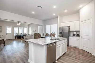 3520 Austin Street, Gainesville, TX 76240 - Photo 5