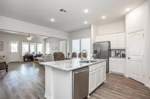 3520 Austin St, Gainesville, TX 76240 - Photo 5