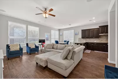 7815 Kettle Creek Drive, Arlington, TX 76001 - Photo 1