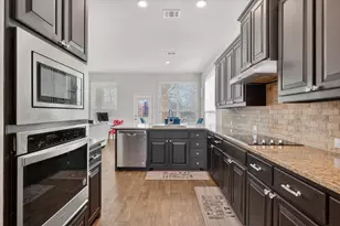 7815 Kettle Creek Dr, Arlington, TX 76001 - Photo 3