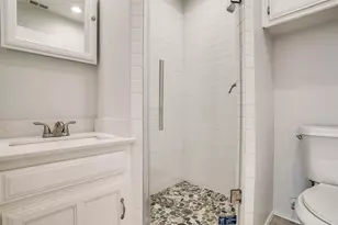 2809 Meadow Park Dr, Bedford, TX 76021 - Photo 9