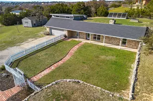 413 Meadowview Rd, Weatherford, TX 76087 - Photo 1