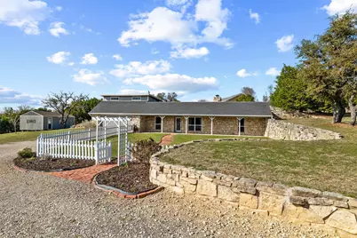 413 Meadowview Road, Weatherford, TX 76087 - Photo 3