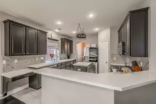 5021 Valleyside Dr, Fort Worth, TX 76123 - Photo 13