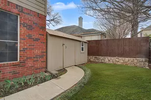 2403 Pinehurst Ct, Highland Village, TX 75077 - Photo 27