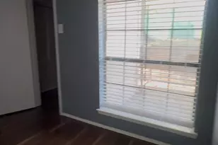 2505 Wedglea Dr, Dallas, TX 75211 - Photo 9