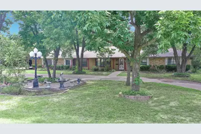 302 Wilcoxson Street, Farmersville, TX 75442 - Photo 1
