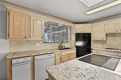 302 Wilcoxson Street, Farmersville, TX 75442 - Photo 13