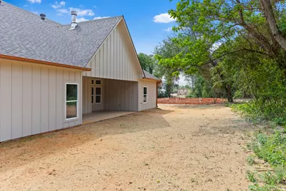 17300 Woodcrest Circle, Lindale, TX 75771 - Photo 7