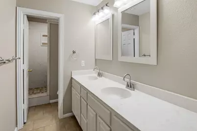 2801 Wayside Avenue, Fort Worth, TX 76110 - Photo 25