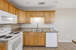 2801 Wayside Ave, Fort Worth, TX 76110 - Photo 17