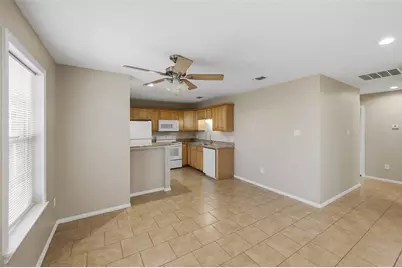 2801 Wayside Avenue, Fort Worth, TX 76110 - Photo 13