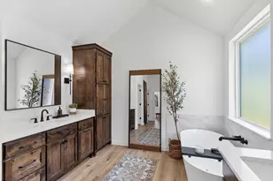 4109 Cimmaron Trail, Granbury, TX 76049 - Photo 17