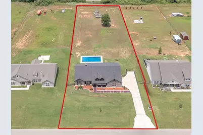 1013 Northern Oaks Court, Springtown, TX 76082 - Photo 3