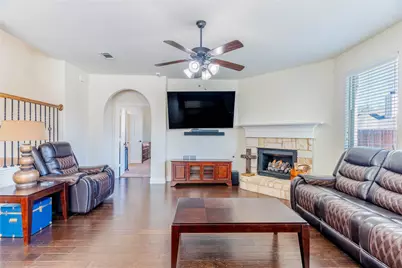 1178 Barberry Drive, Burleson, TX 76028 - Photo 7